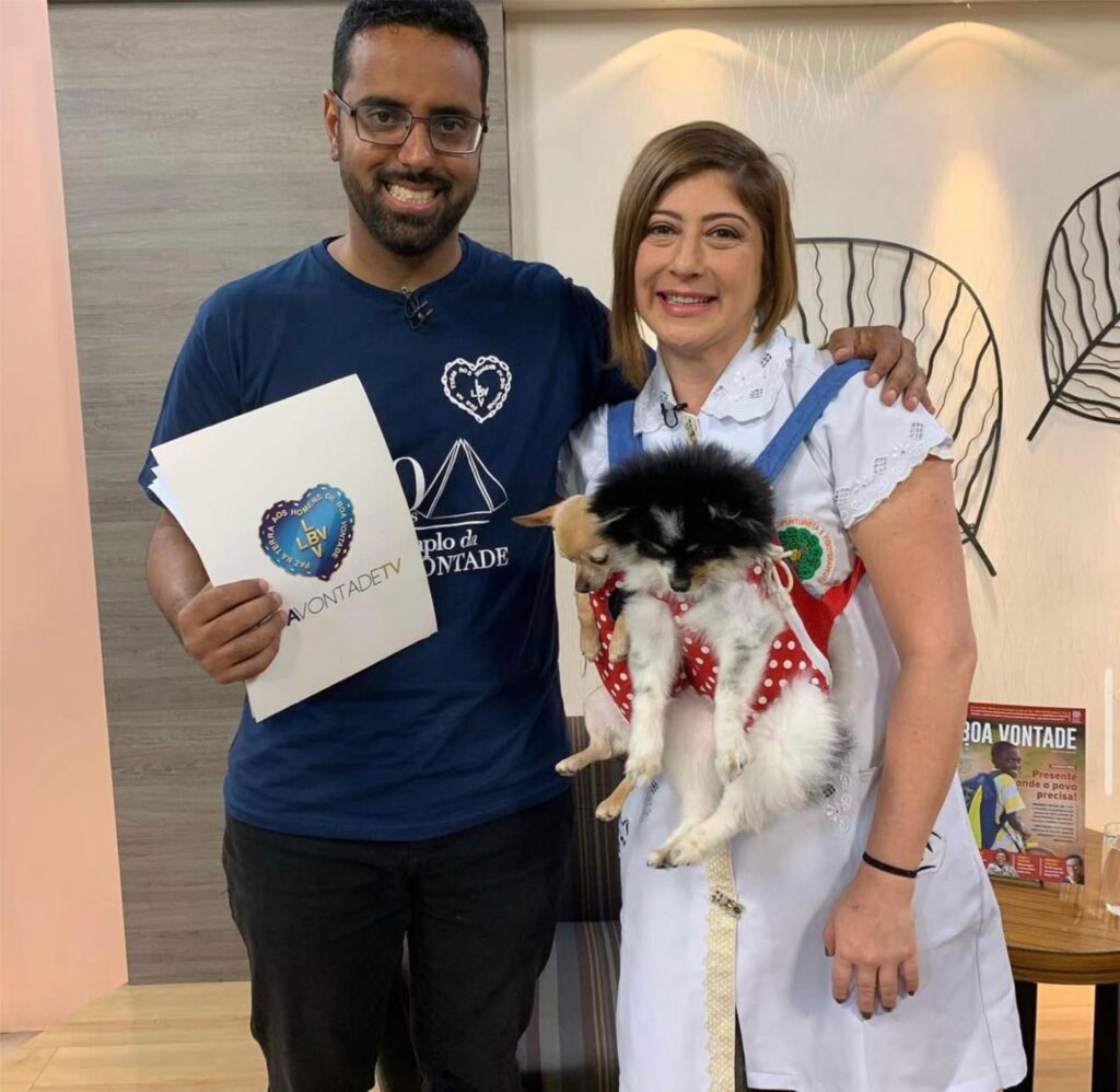 Médica Veterinária Dra. Esp. Mª. Flávia Oliva fundadora do Consultório Vet Terapias em Indaiatuba/Sp 