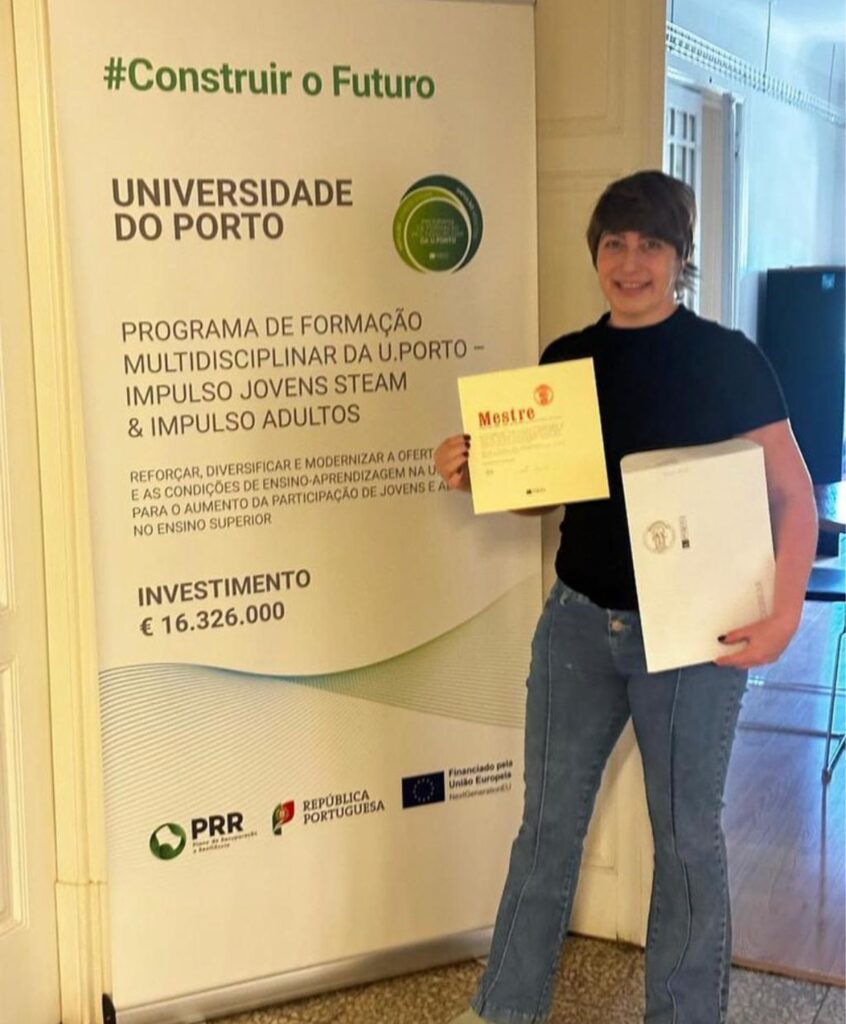 Médica Veterinária Dra. Esp. Mª. Flávia Oliva fundadora do Consultório Vet Terapias em Indaiatuba