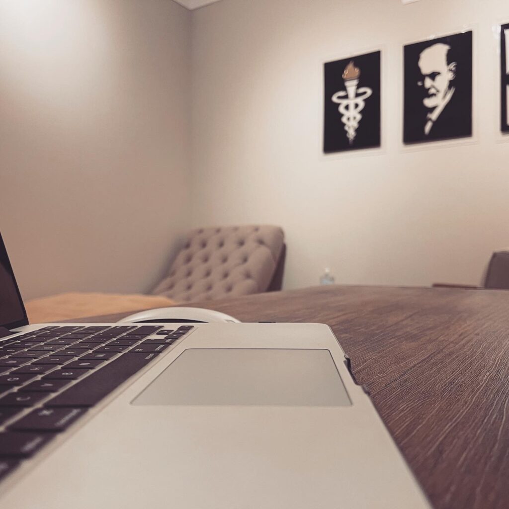 Psicanalista André Godói da Reinfletir Indaiatuba 